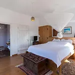 בית נופש ⋆ 5br Oceanside View Near Lighthouse- Pharos Vm ⋆ *