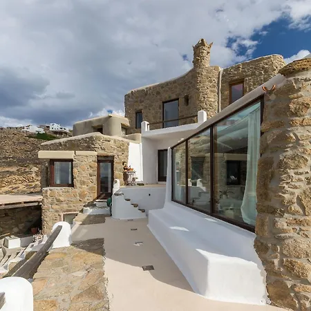 ⋆ 5br Oceanside View Near Lighthouse- Pharos Vm ⋆ בית נופש